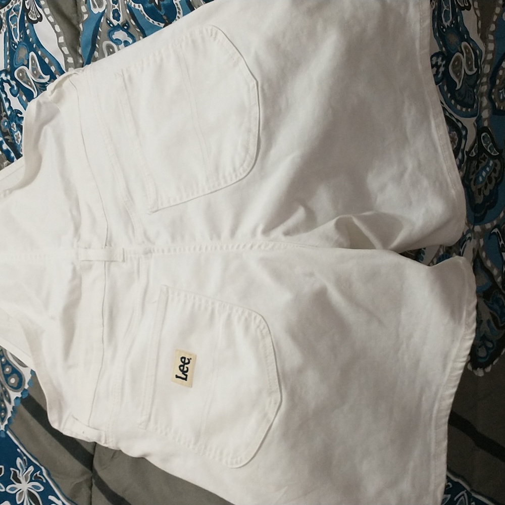 Lee Ladies cover all shorts  size medium and size extra small  white NWT - Picture 6 of 13